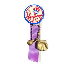 Vintage 1960's New York Yankees Pin - Ribbon Metal Baseball & Glove - Stick Pin